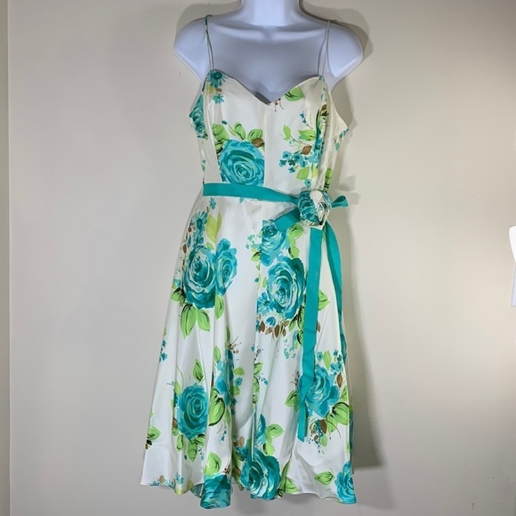 NWT. Banana Republic 8 Silk Floral Midi Dress with 3D Flower & Ribbon Belt. - Picture 1 of 10